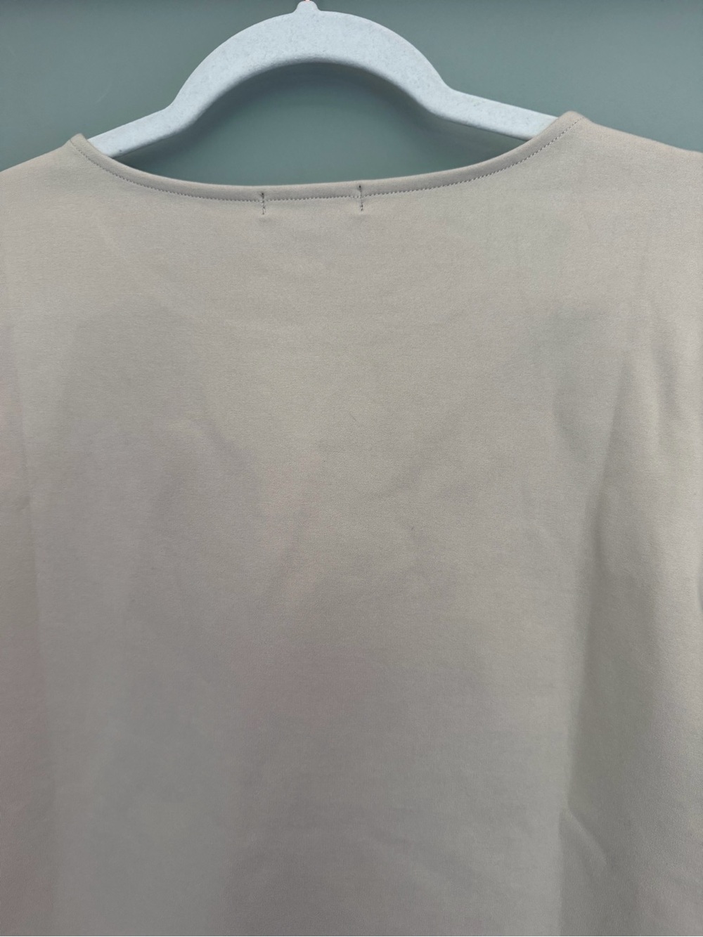 NWT Quince Ultra Stretch Ponte Ecru Light Tan Cream Short Sleeve Top Minimalist - Picture 11 of 16